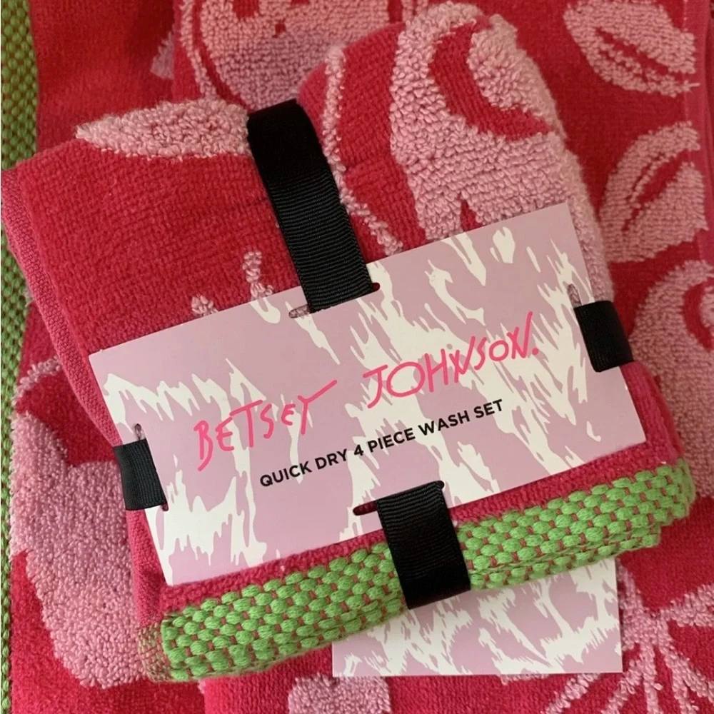 Betsey Johnson XOXO Cherries And Bows Pink 7pc Cherry Hand Bath Towel Set New